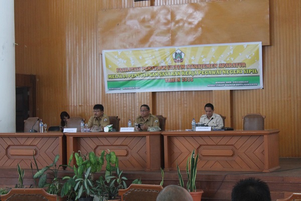 Tingkatkan Performa Kader KB Melayani Masyarakat 
